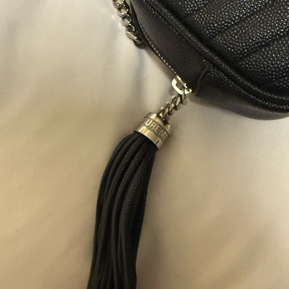 YSL Mini Lou - Picture 4 of 6
